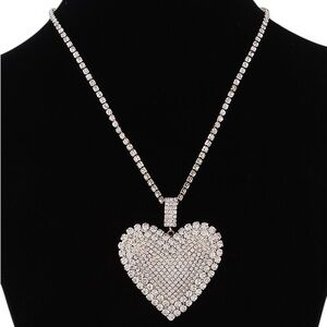 Elegant Heart Pendant Necklace